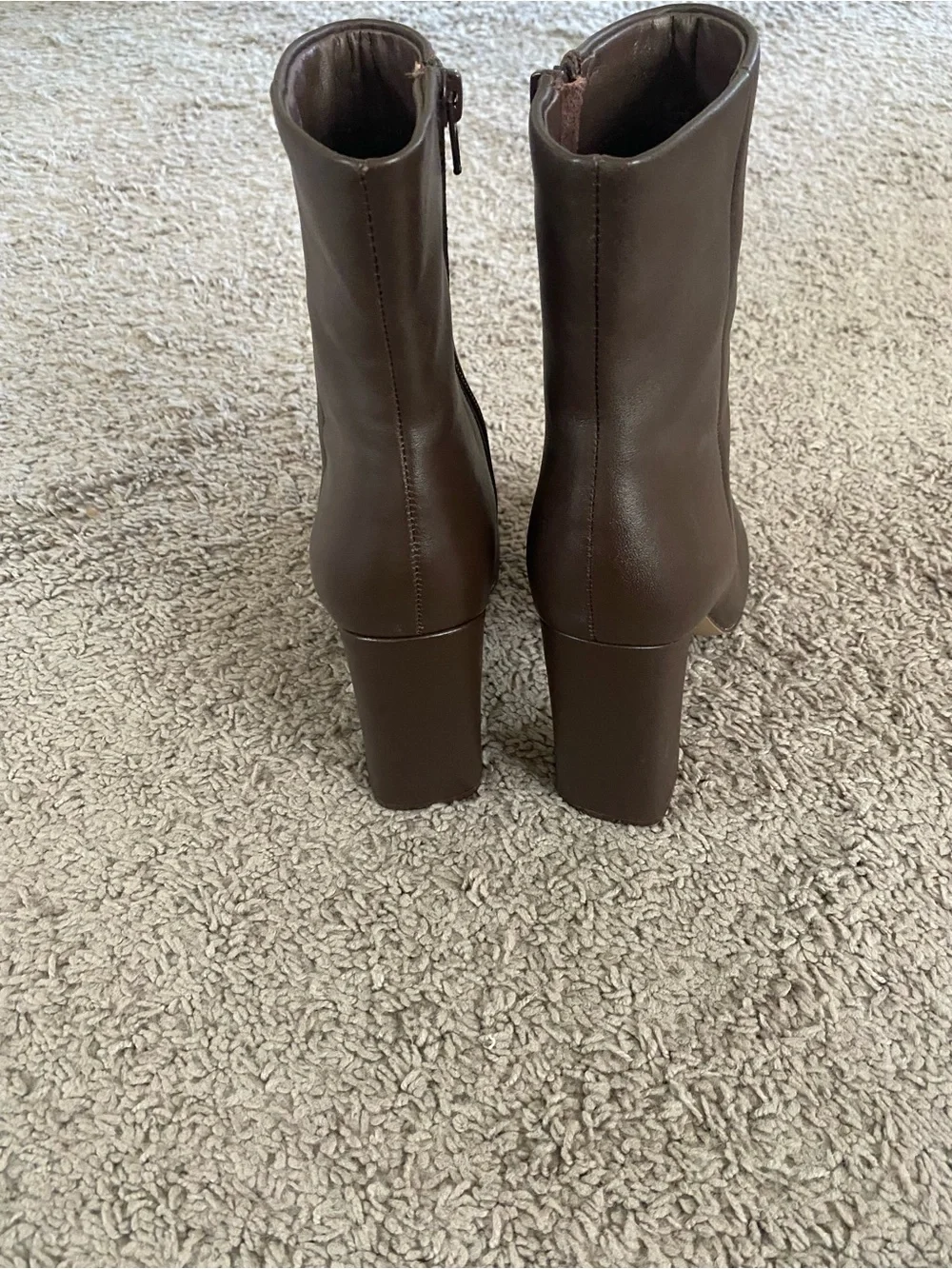 Steve Madden Dark Brown Faux Leather Ankle Booties with Side Zip Size 8